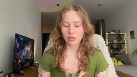 Alisa online show from 04/03/26, 07:50