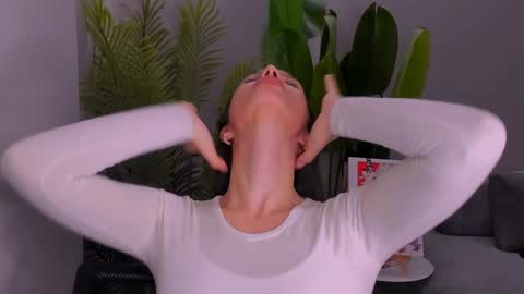 whoislulu online show from 12/10/24, 04:49