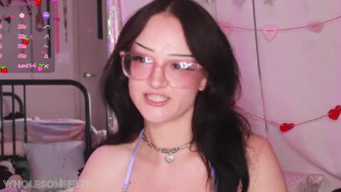 Snapshot of wholesomefilth chatting on 02/13/26, 03:24 Zoe Grace online show from 02/13/26, 03:24