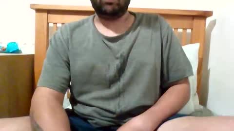 Snapshot of whoreboy09 chatting on 04/19/26, 09:17 whoreboy09 online show from 04/19/26, 09:17