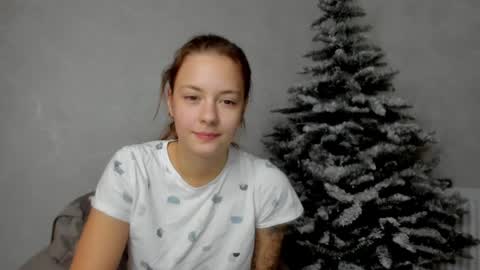 Veronica online show from 12/13/24, 06:49