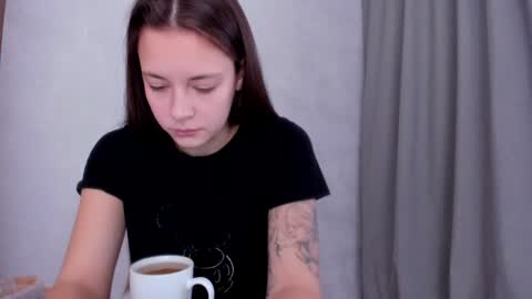 Veronica online show from 01/18/25, 01:29