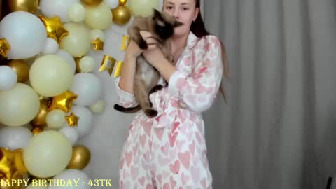 Veronica online show from 01/20/25, 11:54