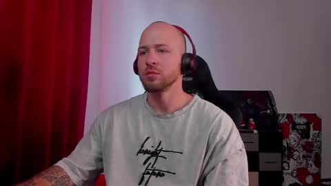 VI online show from 03/04/25, 01:06