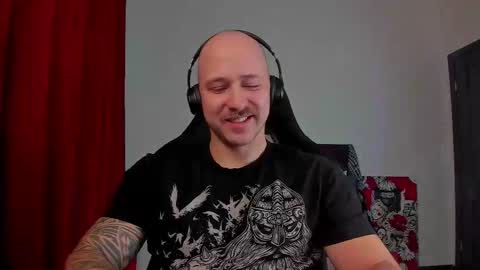 VI online show from 11/28/25, 07:38