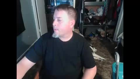 whydoidothis77 online show from 02/18/26, 04:41