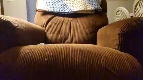 Snapshot of whynot576888 chatting on 11/26/25, 10:38 Cool JC online show from 11/26/25, 10:38