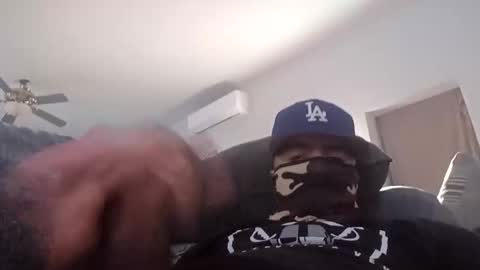 Snapshot of whyyuhcare7022 chatting on 10/31/25, 03:02 whyyuhcare7022 online show from 10/31/25, 03:02