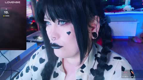 Laura  online show from 01/14/25, 04:47