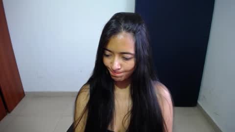 Ilauren online show from 01/10/25, 12:26