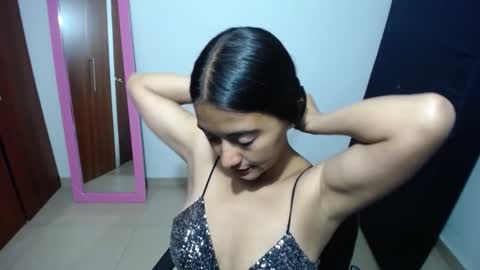 Ilauren online show from 01/19/25, 09:22