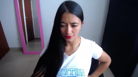 Ilauren online show from 02/11/25, 11:10