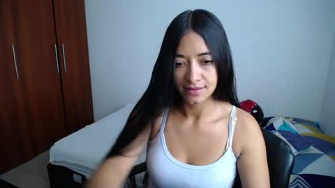 Ilauren online show from 03/28/26, 01:22