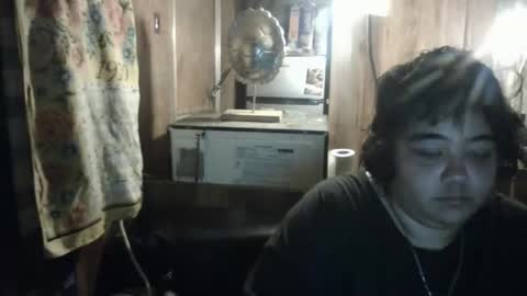wigper online show from 05/18/26, 04:07