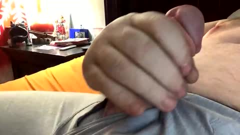 Snapshot of wigsplitah chatting on 02/17/26, 08:04 wigsplitah online show from 02/17/26, 08:04