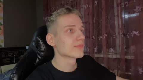 wiiinkyyy online show from 12/04/25, 05:43