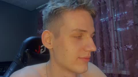 Snapshot of wiiinkyyy chatting on 12/05/25, 06:26 wiiinkyyy online show from 12/05/25, 06:26