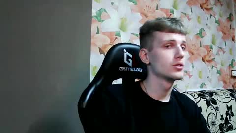 Snapshot of wiiinkyyy chatting on 04/26/26, 04:04 wiiinkyyy online show from 04/26/26, 04:04