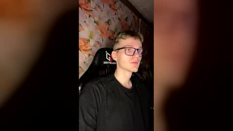 Snapshot of wiiinkyyy chatting on 04/27/26, 07:23 wiiinkyyy online show from 04/27/26, 07:23