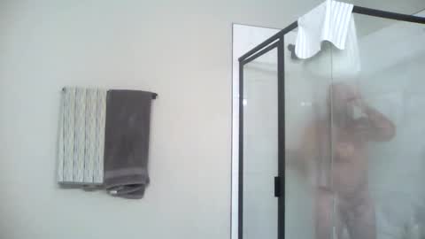 Snapshot of wil1565 chatting on 12/03/25, 02:30 wil1565 online show from 12/03/25, 02:30