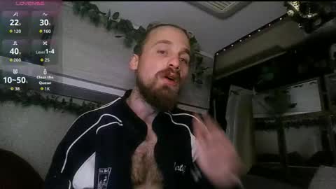 Snapshot of wilclyde1996 chatting on 12/01/25, 01:54 wilclyde1996 online show from 12/01/25, 01:54