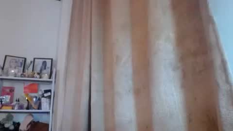 angel online show from 11/21/25, 12:32