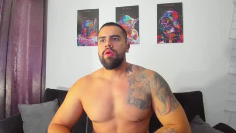 Devon and Chloe online show from 01/31/25, 02:17