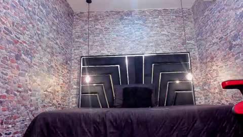 wild_firee_ online show from 02/19/26, 07:32