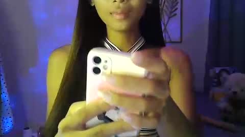 Snapshot of wild_flowerx21 chatting on 01/11/25, 12:29 Analyn online show from 01/11/25, 12:29