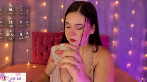 Lily  online show from 01/05/25, 07:49
