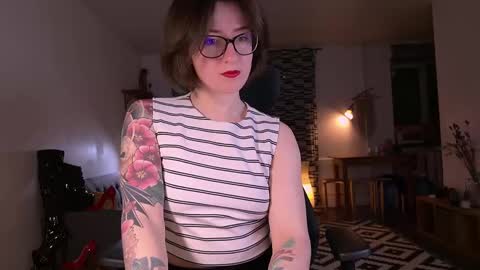 wild_peony online show from 12/05/24, 10:34