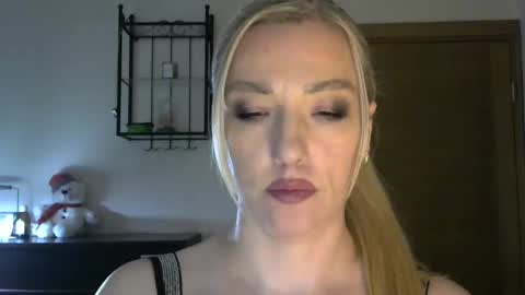 Alina online show from 02/28/25, 02:42