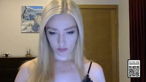 Alina online show from 09/18/25, 01:02