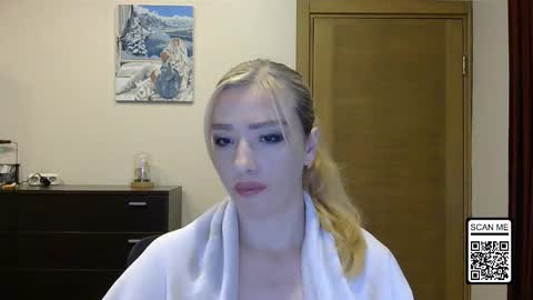 Alina online show from 10/23/25, 02:16