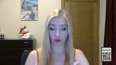 Alina online show from 12/19/25, 04:25