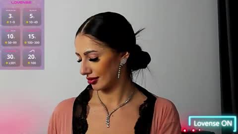 Snapshot of wild_whispers chatting on 11/24/25, 05:18 WildWhispers online show from 11/24/25, 05:18