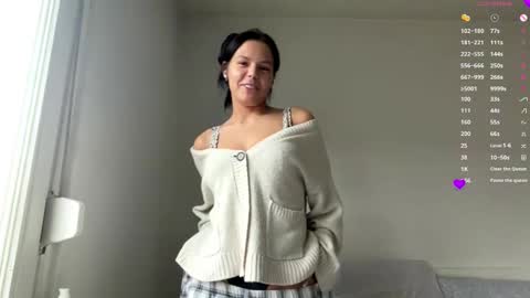 Mia online show from 02/03/26, 03:06