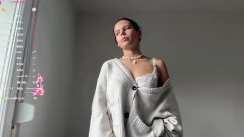 Snapshot of wildahankin chatting on 03/07/26, 03:09 Mia online show from 03/07/26, 03:09