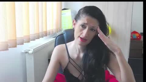 Bea online show from 11/26/25, 07:20