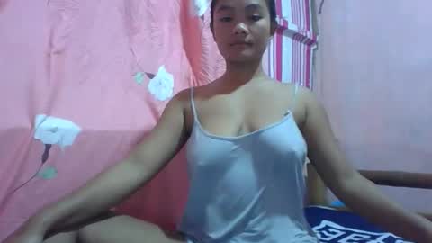 wildchilly_pearl19 online show from 12/14/25, 11:31