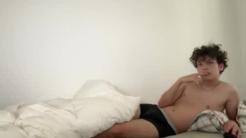 wilddesire18 online show from 09/13/25, 07:41