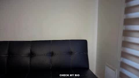 Snapshot of wilddesiree_ chatting on 01/14/26, 07:19 WildDesire online show from 01/14/26, 07:19