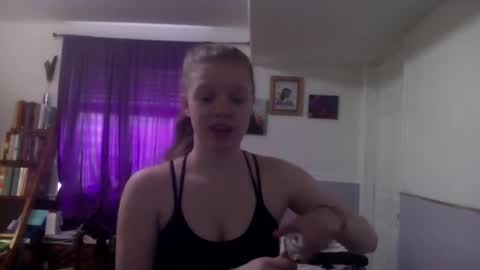 Snapshot of wildflowerofco chatting on 01/25/25, 07:39 wildflowerofco online show from 01/25/25, 07:39