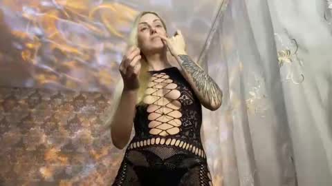 wildforestmuse  twitter online show from 03/03/26, 10:32