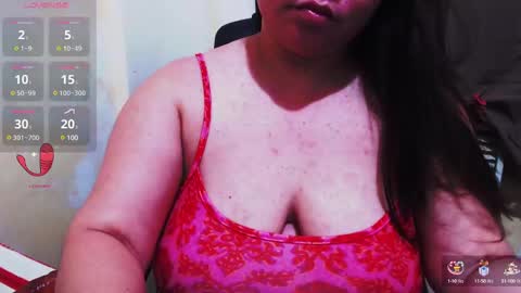 Snapshot of wildhotasianx chatting on 12/29/24, 01:28 wildhotasianx online show from 12/29/24, 01:28