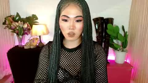 Snapshot of wildhotcore chatting on 12/14/25, 06:41 Lianelaiza online show from 12/14/25, 06:41