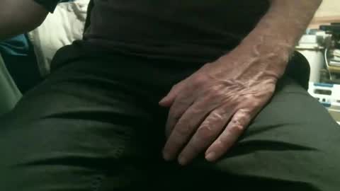 Snapshot of wildinwest chatting on 03/23/26, 06:17 wildinwest online show from 03/23/26, 06:17