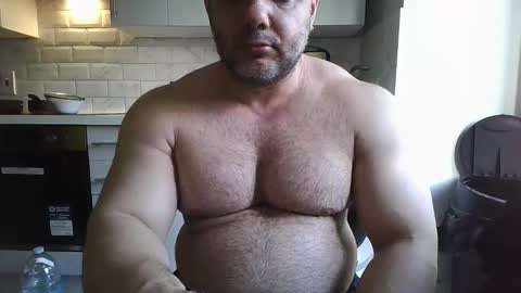 Snapshot of wildjohn_xx chatting on 12/15/25, 11:25 WildJohn XX online show from 12/15/25, 11:25