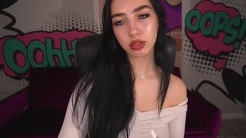 Alena online show from 09/17/25, 05:53