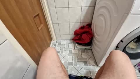 Snapshot of wildmike93 chatting on 10/28/25, 06:32 wildmike93 online show from 10/28/25, 06:32